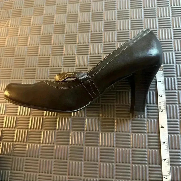 8.5 MUDD Dark Brown 3.5in Heels - Picture 8 of 13